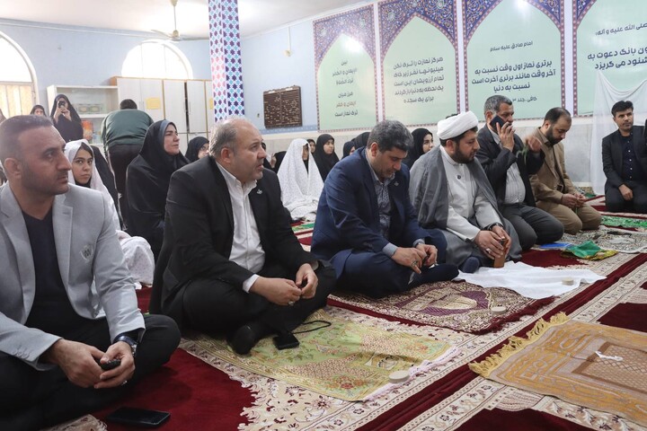 حضور امام جمعه اهواز در جمع دانش آموزان مدرسه دخترانه شاهد رضوان