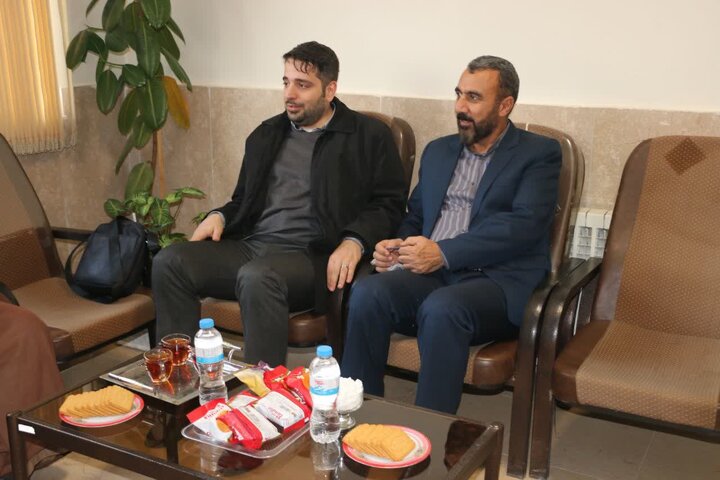 تصاویر/ بازدید سید فرزاد موسوی از کلاس‌های معارف اسلامی ناب شهرستان کامیاران