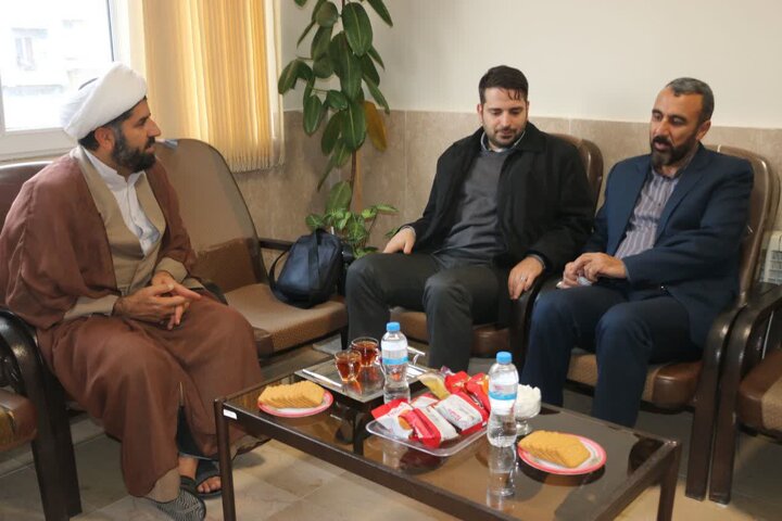 تصاویر/ بازدید سید فرزاد موسوی از کلاس‌های معارف اسلامی ناب شهرستان کامیاران