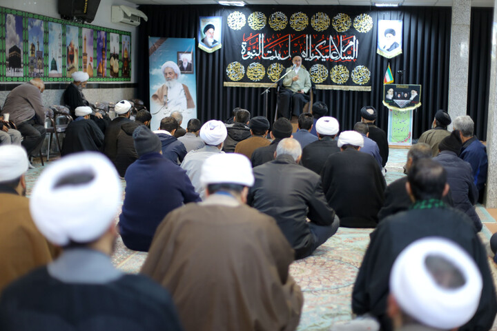 تصاویر| مراسم سالروز شهادت حضرت امام هادی(ع) در حوزه علمیه سفیران هدایت بیرجند