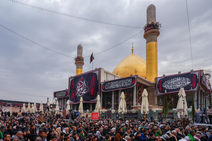 جموع المؤمنين تحيي ذكرى شهادة الإمام علي الهادي (عليه السلام) في سامراء