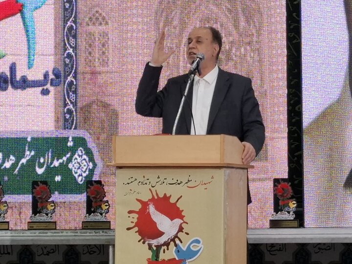 تصاویر/روز حماسه و ایثار آران و بیدگل با حضور نایب رئیس مجلس شورای اسلامی