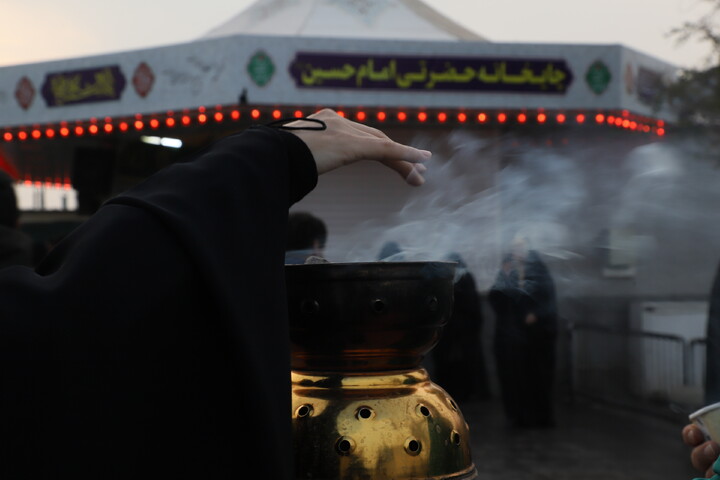 حال و هوای حرم در روز شهادت امام هادی (ع)