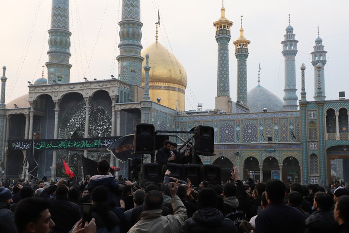 حال و هوای حرم در روز شهادت امام هادی (ع)