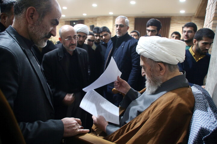 تصاویر/ درس اخلاق هفتگی آیت الله العظمی سبحانی