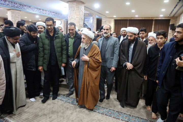 تصاویر/ درس اخلاق هفتگی آیت الله العظمی سبحانی