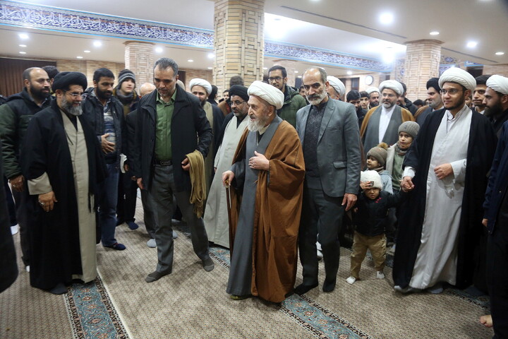 تصاویر/ درس اخلاق هفتگی آیت الله العظمی سبحانی