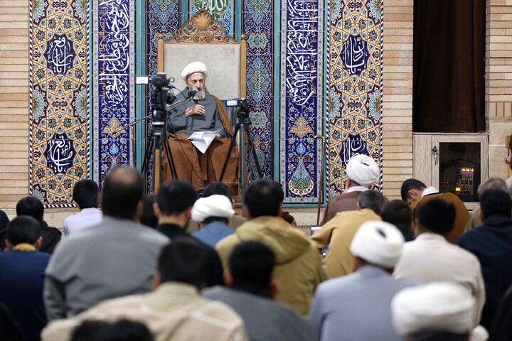 تصاویر/ درس اخلاق هفتگی آیت الله العظمی سبحانی