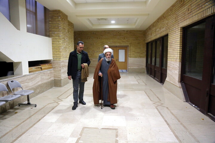 تصاویر/ درس اخلاق هفتگی آیت الله العظمی سبحانی