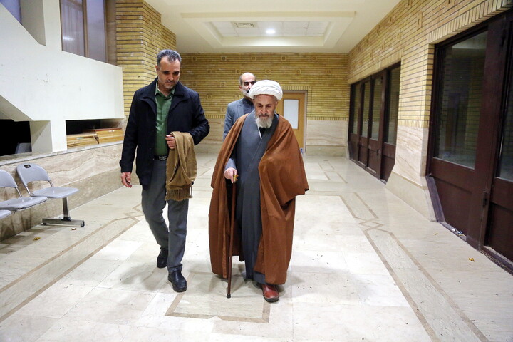 تصاویر/ درس اخلاق هفتگی آیت الله العظمی سبحانی