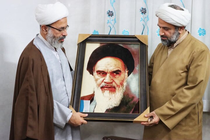 تصاویر/ تجلیل روحانی حاضر در عملیات کربلای ۴