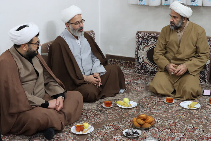 تصاویر/ تجلیل روحانی حاضر در عملیات کربلای ۴