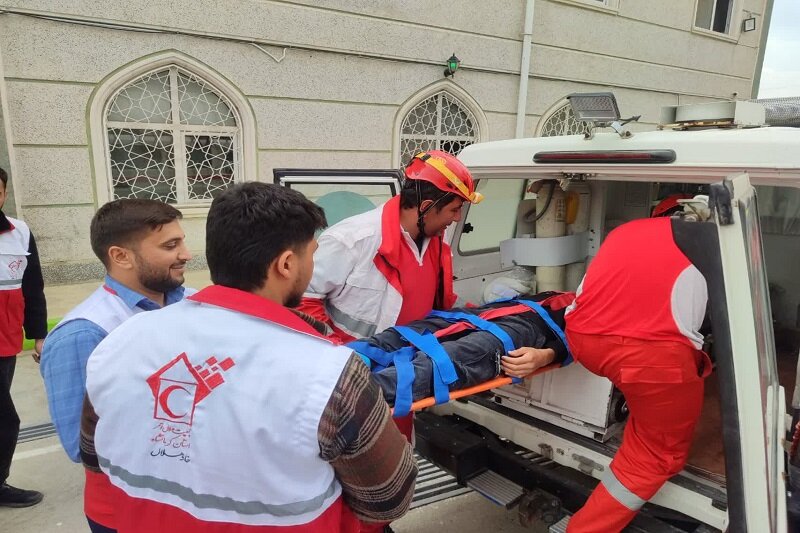 مانور زلزله و امداد در مدرسه علمیه صحنه برگزار شد+تصاویر