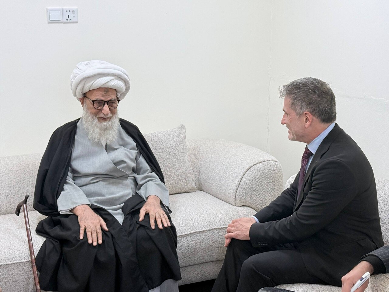 سماحة المرجع النجفي يستقبل سفير الاتحاد الأوروبي والوفد ‌‏المرافق له