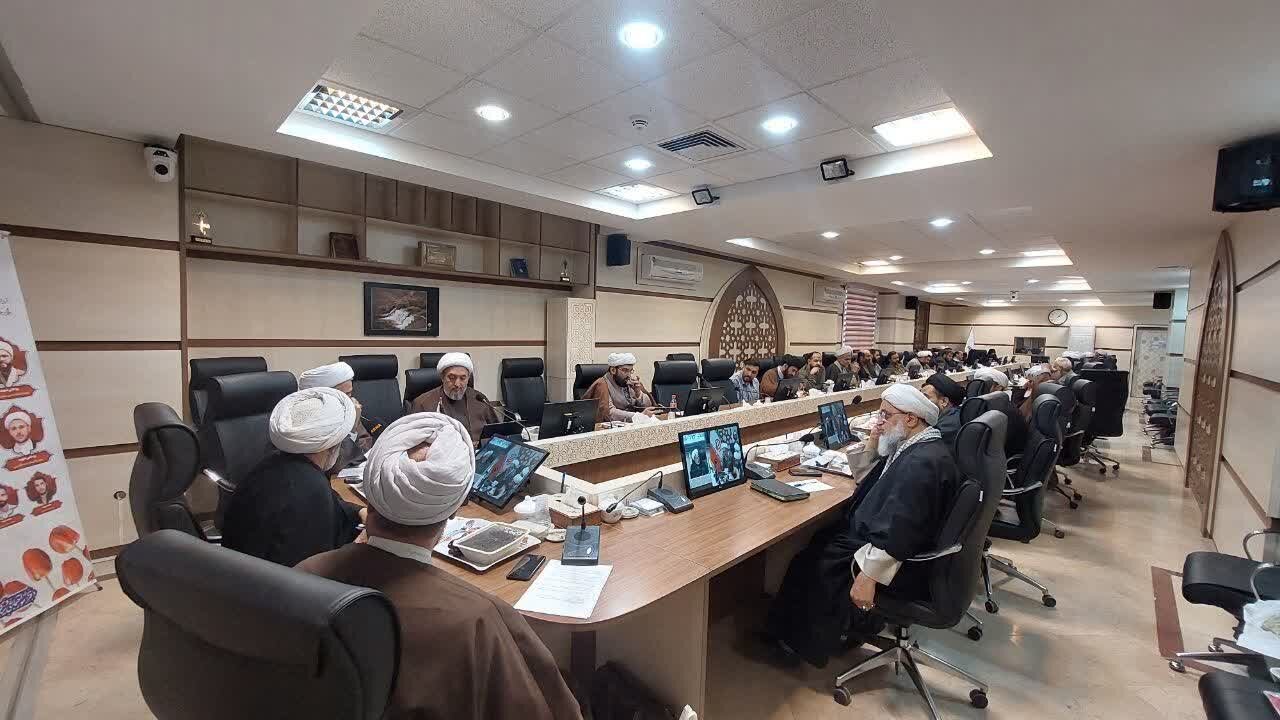 جلسه «تبیین بیانات رهبر انقلاب در دیدار مداحان» برگزار شد+ تصاویر