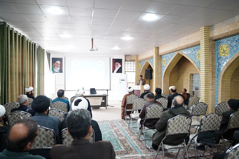 انتظارات جامعه در تحقق وحدت حوزه و دانشگاه را عملی کنیم