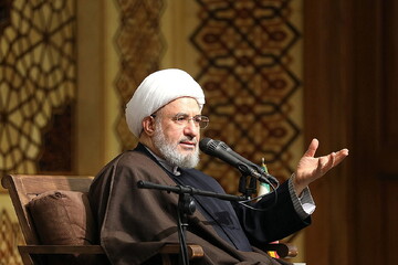 حوزه علمیه، مسامحه‌های برخی مسئولان را بر نمی تابد