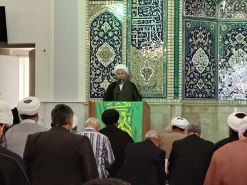 اعتکاف اتصال دل به صاحب دل است