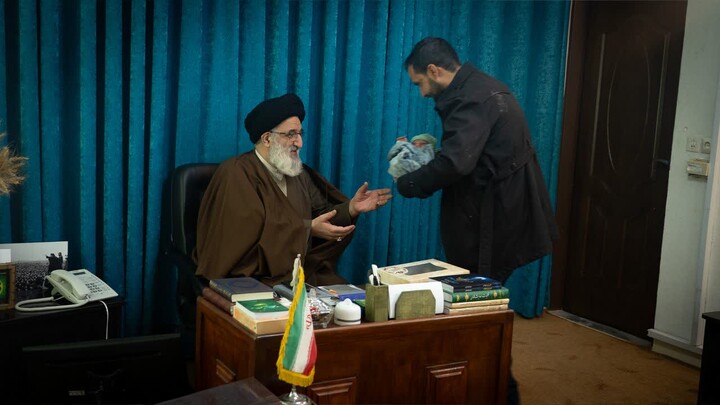 دیدار و ملاقات مردمی با آیت الله حسینی همدانی، نماینده ولی فقیه در استان البرز و امام جمعه کرج