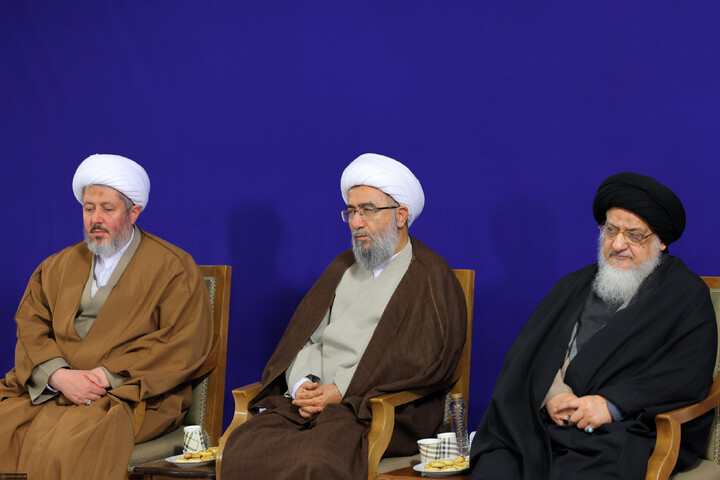 تصاویر/ دیدار اعضای ستاد برگزاری کنگره بزرگداشت آیت‌الله العظمی میلانی با رهبر انقلاب