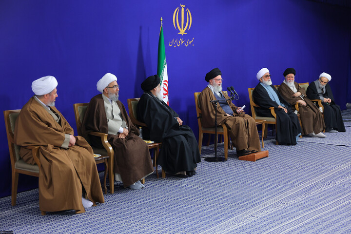 تصاویر/ دیدار اعضای ستاد برگزاری کنگره بزرگداشت آیت‌الله العظمی میلانی با رهبر انقلاب