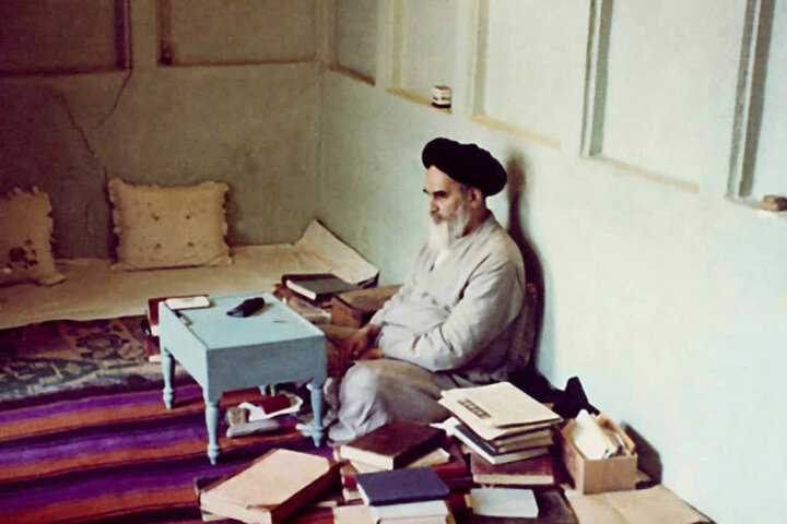 واکنش امام خمینی(ره) به قطع رابطه آمریکا با ایران