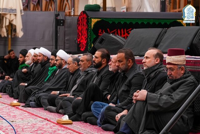 Photos/Grande Affluence des Pèlerins aux Sanctuaires de Samarra pour l’Anniversaire du Martyre de l’Imam Hadi (a.s.)