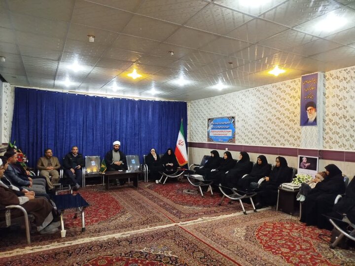 تصاویر/نشست اعضای شورای امر به معروف و نهی از منکر فرهنگیان نورآباد