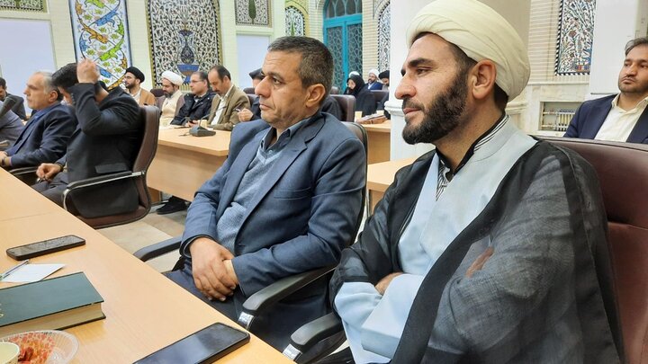 عکس| آیین بزرگداشت وحدت حوزه و دانشگاه در شهرکرد