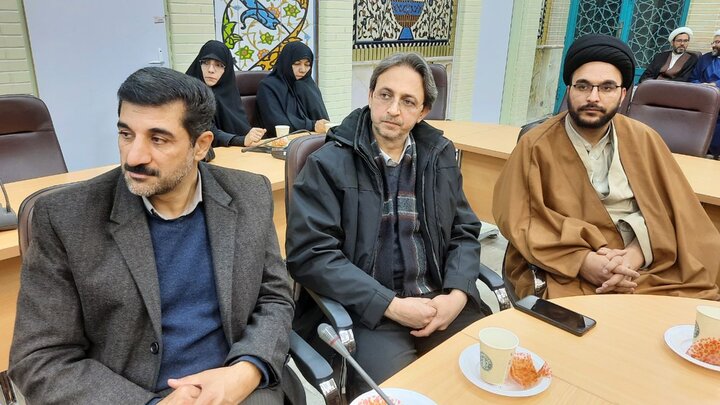 عکس| آیین بزرگداشت وحدت حوزه و دانشگاه در شهرکرد