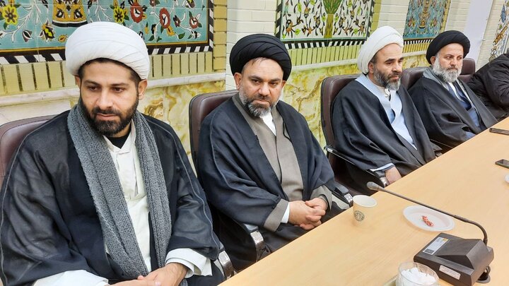 عکس| آیین بزرگداشت وحدت حوزه و دانشگاه در شهرکرد