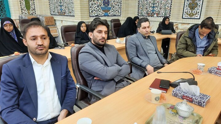 عکس| آیین بزرگداشت وحدت حوزه و دانشگاه در شهرکرد