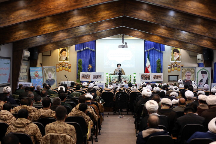 تصاویر/ همایش سراسری نماز تیپ ۸۳ امام جعفر صادق (ع)