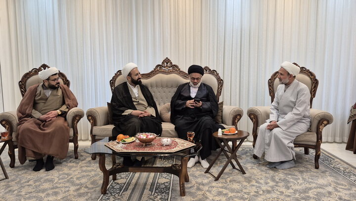 تصاویر/ دیدار حجت‌الاسلام قنواتی با حجت‌الاسلام  فرجی جانباز دوران دفاع مقدس