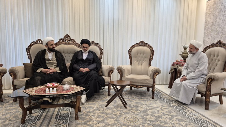 تصاویر/ دیدار حجت‌الاسلام قنواتی با حجت‌الاسلام  فرجی جانباز دوران دفاع مقدس