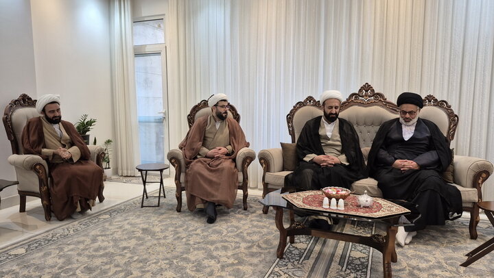 تصاویر/ دیدار حجت‌الاسلام قنواتی با حجت‌الاسلام  فرجی جانباز دوران دفاع مقدس