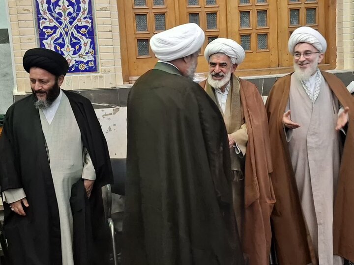 تصاویر/ یادواره ۱۳۹ شهید روحانی عملیات کربلای ۴ درحسینیه آیت الله مصطفوی کاشان