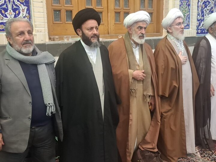 تصاویر/ یادواره ۱۳۹ شهید روحانی عملیات کربلای ۴ درحسینیه آیت الله مصطفوی کاشان