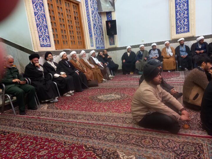 تصاویر/ یادواره ۱۳۹ شهید روحانی عملیات کربلای ۴ درحسینیه آیت الله مصطفوی کاشان