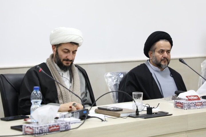 تصاویر/ تجلیل از طلاب نخبه پژوهشی حوزه علمیه استان یزد