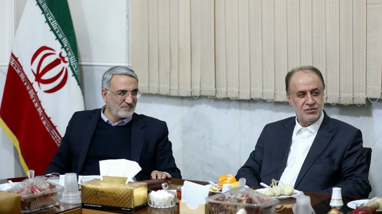 بررسی اولویت‌های توسعه‌ای شهرستان آران و بیدگل با حضور نایب‌رئیس مجلس +تصاویر