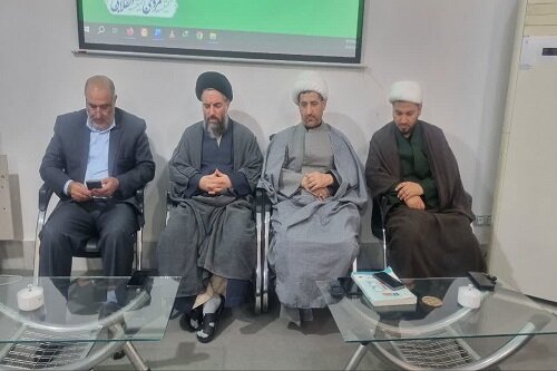 هم‌اندیشی برای برگزاری اعتکاف دانش‌آموزی در سرپل ذهاب برگزار شد+عکس