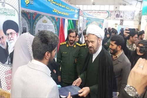 برپایی نمایشگاه پایگاه‌های اُسوه بسیج در کرمانشاه +عکس