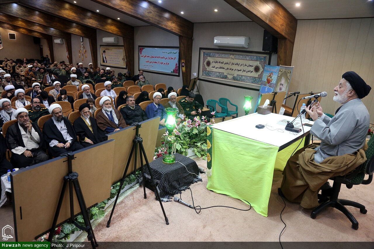 نماز؛ سلاح معنوی جبهه مقاومت در برابر جنگهای ترکیبی