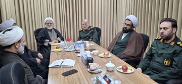 تصاویر/ دیدار فرمانده سپاه قم با حجت‌الاسلام والمسلمین ملکی