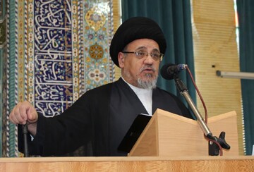 پیشرفت‌های چشمگیر ایران، حاصل مقاومت در سایه ولایت است