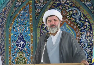 دولت از انتصاب یک زن به استانداری سمنان خودداری کند