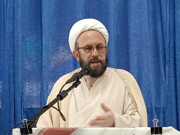 هنر انقلاب اسلامی در برابر سلطه‌گران، تکیه بر مشارکت مردمی است