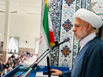 تصاویر/اقامه نماز عبادی سیاسی جمعه در ساوه