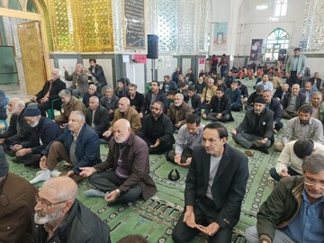 تصاویر/ اقامه نماز جمعه شهر بردسیر